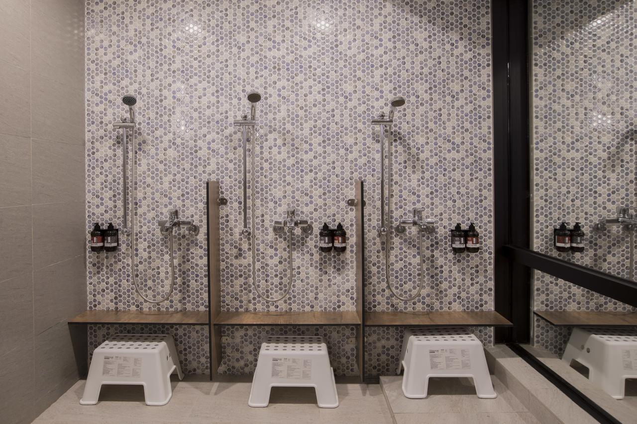 Single Inn-Kaohsiung Station Eksteriør bilde