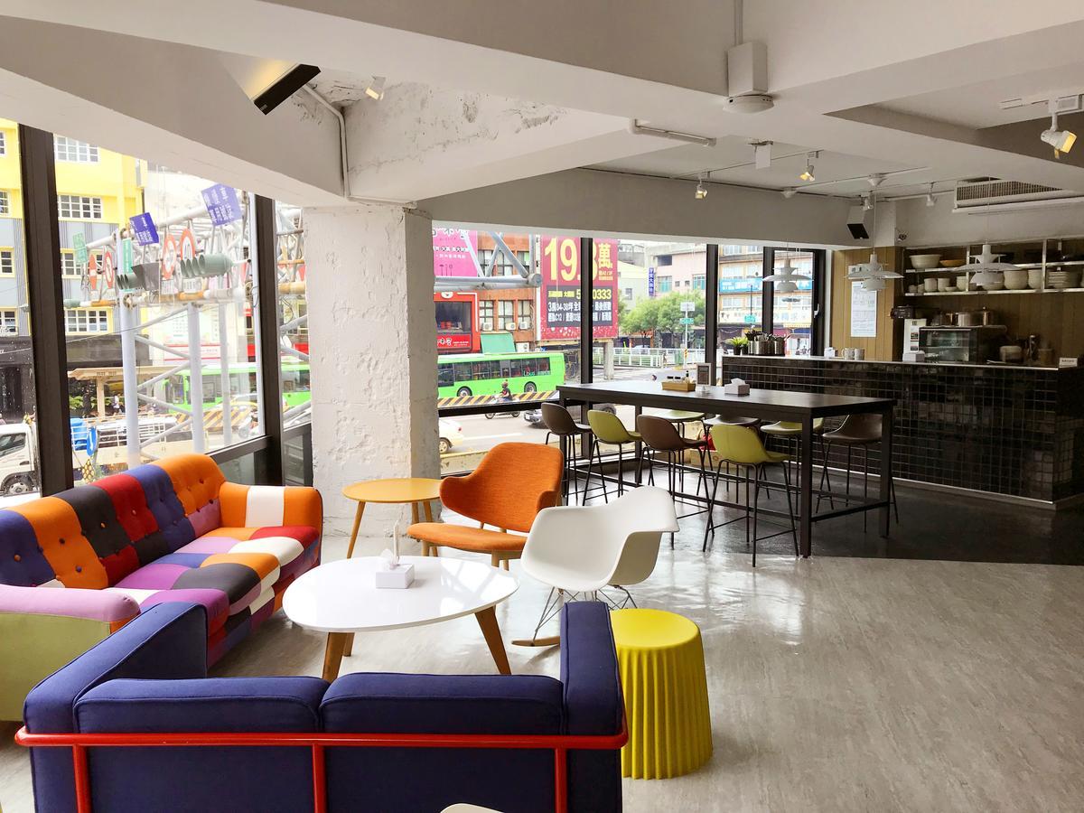 Single Inn-Kaohsiung Station Eksteriør bilde
